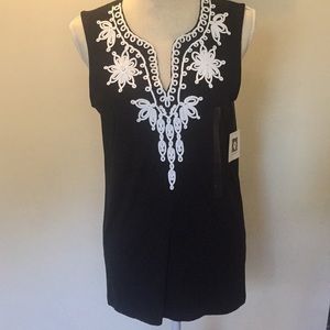 Sleeveless tunic embroidered Anne Klein tank top
